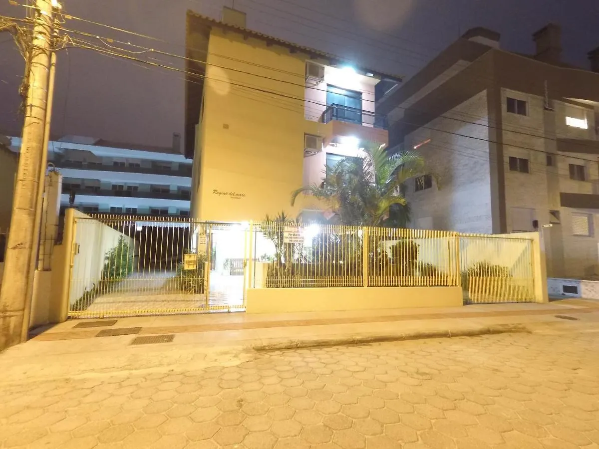 Regina Del Mare, Apartamento De Cobertura 301 Completo Para Ate 04 Pessoas A 50 Metros Da Praia Em Florianopolis